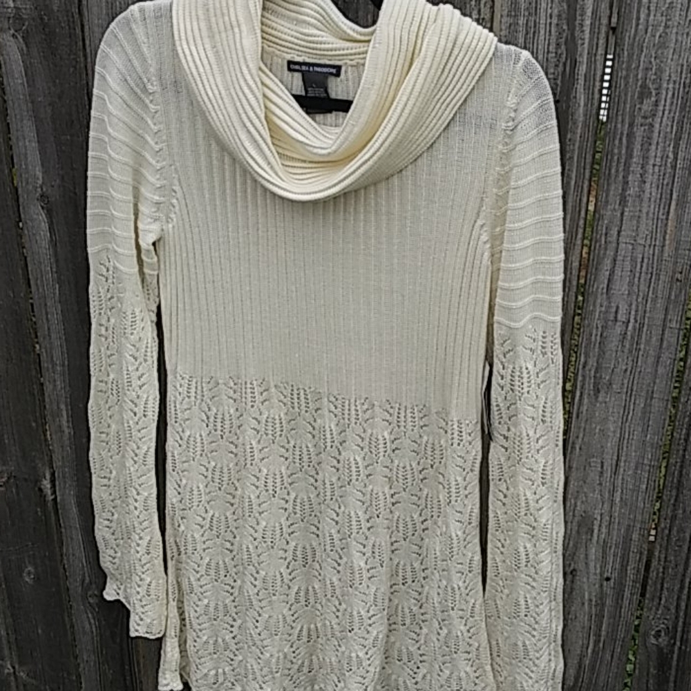 Chelsea and Theodore cowl neck Sweater size large